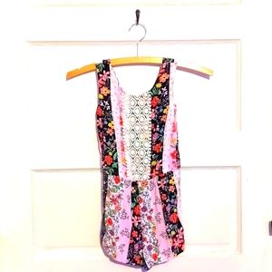 Girls Wonder Nation jumper size 4/5